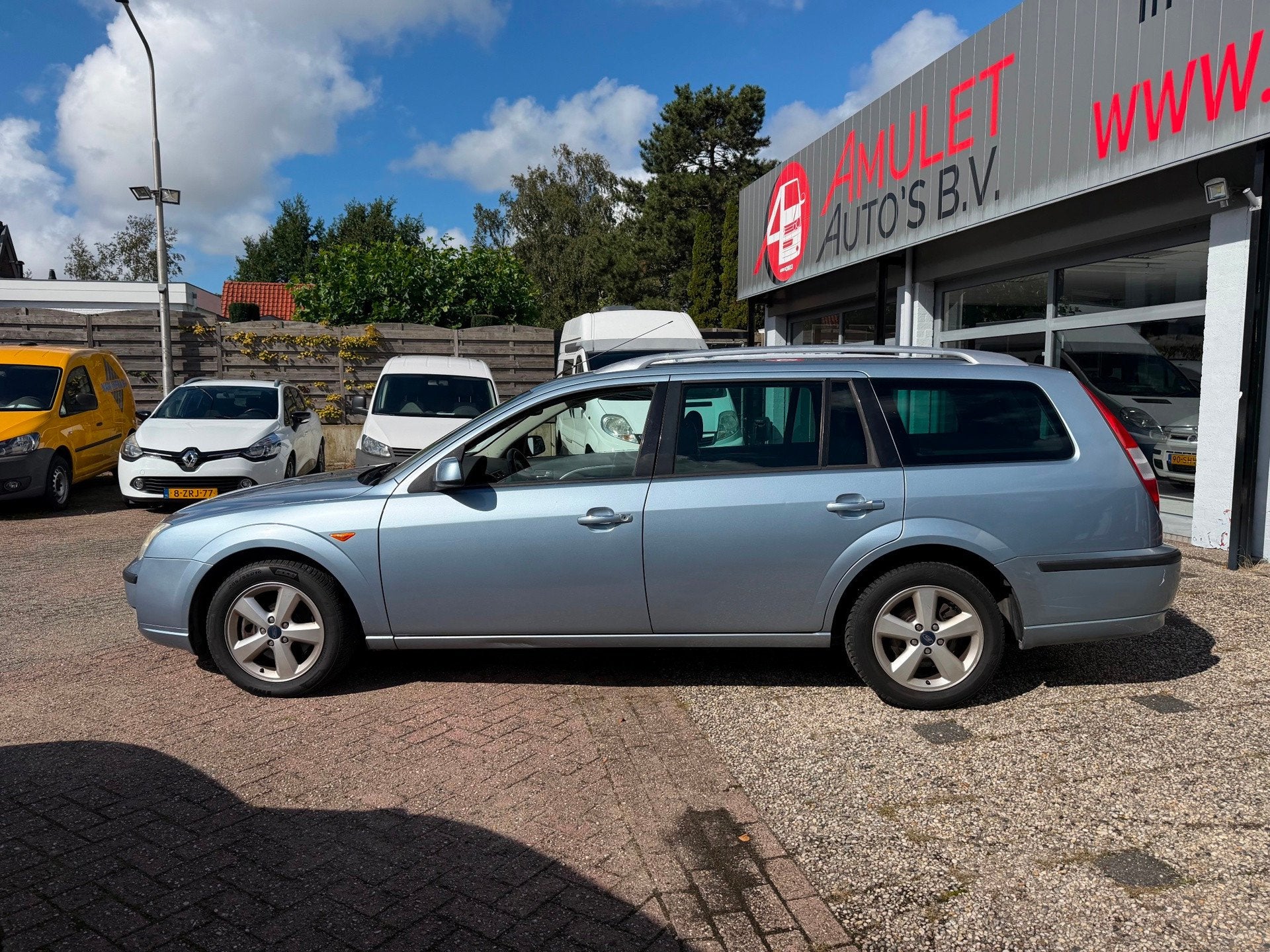 Ford Mondeo Wagon 1.8,93kw/126pk,16V,Platinum,10-2005, Auto's, Zwart, 4 cilinders, Nieuw, 1500 kg