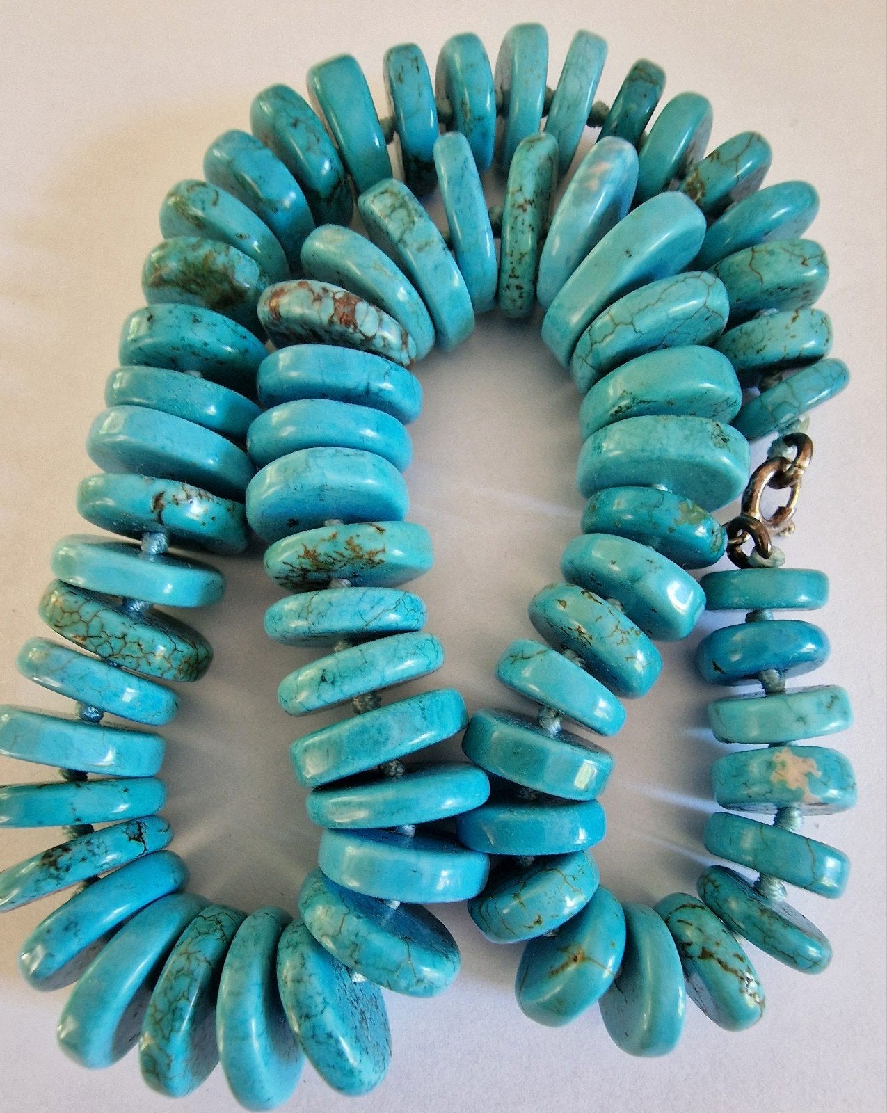 Forse turquoise ketting met zilveren sluiting,  925., Ophalen of Verzenden, Zilver, Zilver