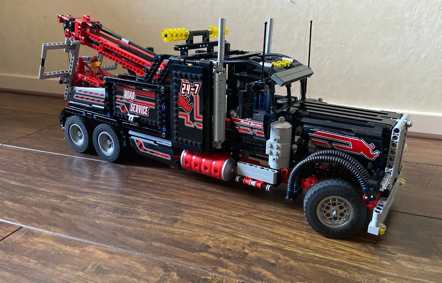 Lego technic 8285 tow truck silver edition, nieuwe stickers, Gebruikt, Lego, Compleet, Ophalen of Verzenden