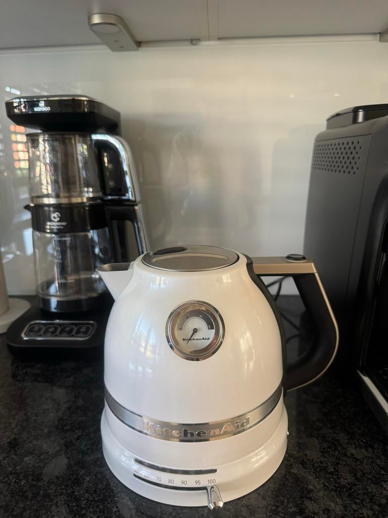 KitchenAid Artisan Waterkoker - wit, Witgoed en Apparatuur, Waterkokers, 1 tot 2 liter, Ophalen of Verzenden, Zo goed als nieuw