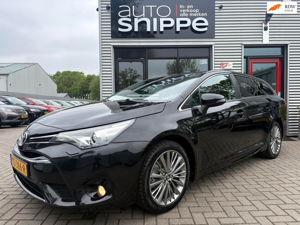 Toyota Avensis Touring Sports 1.8 VVT-i Executive -LEDER-CLI, Voorwielaandrijving, 15 km/l, 4 cilinders, Zwart