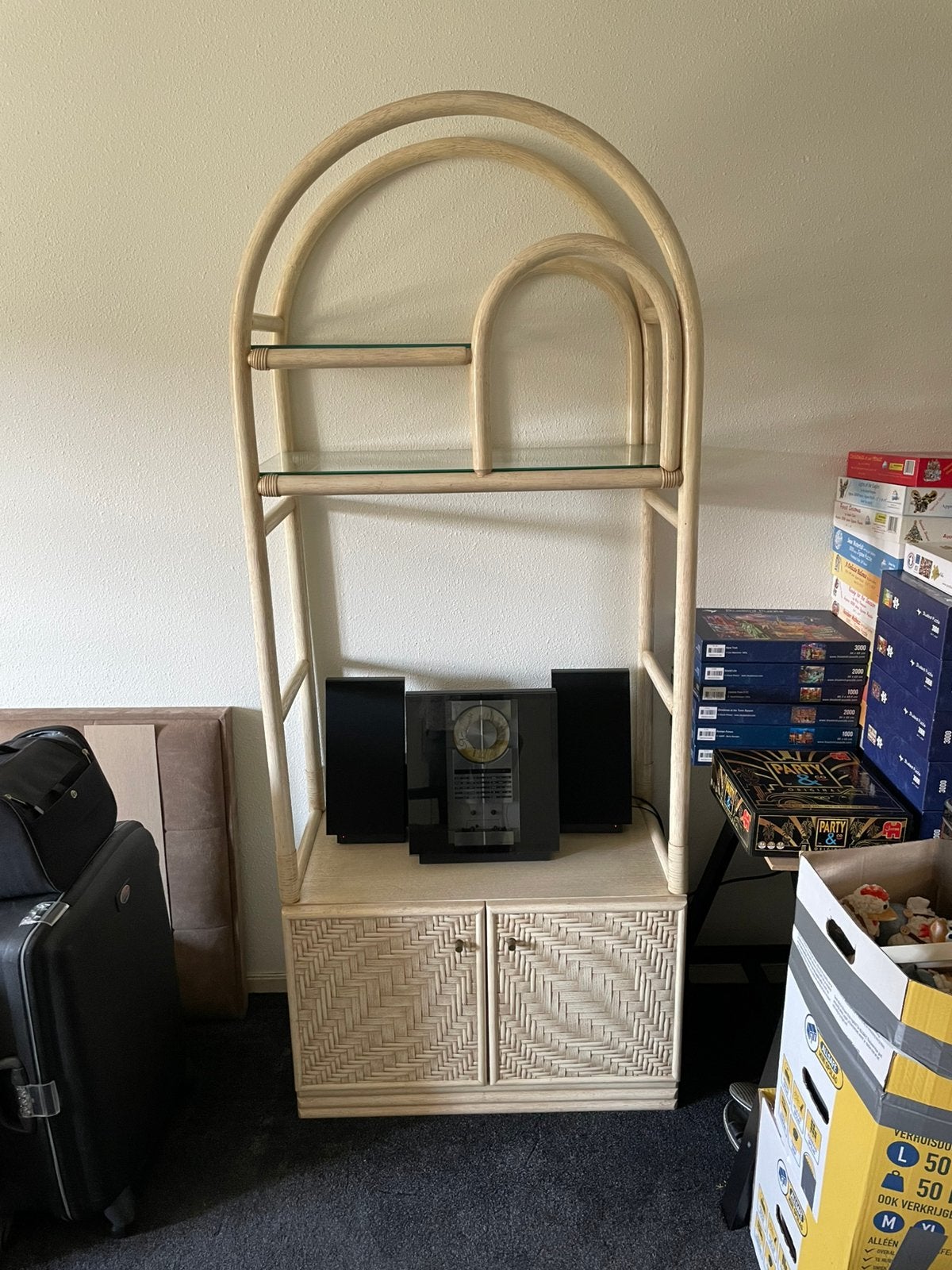 Rotan toogkast van het merk Schultz, Ophalen, Zo goed als nieuw, Minder dan 150 cm, 150 tot 200 cm