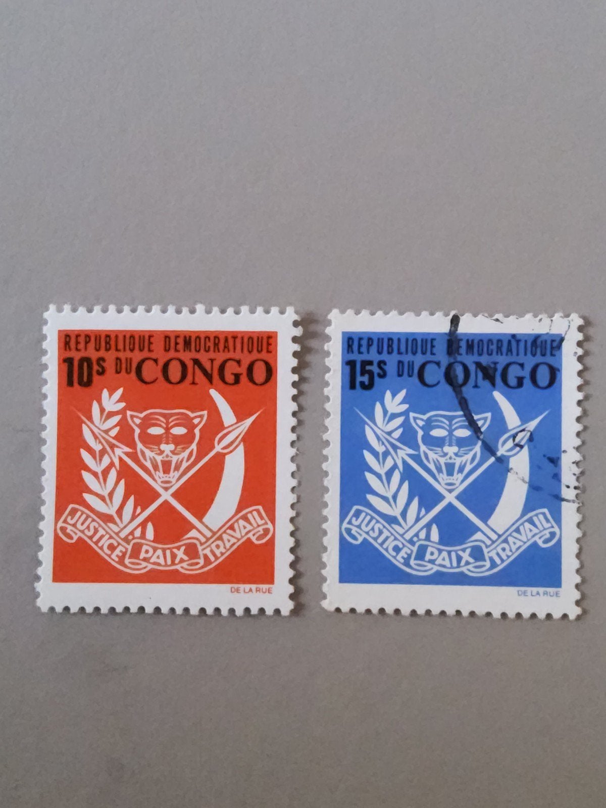 Congo Democratische Republiek postzegels (2 stuks), Ophalen of Verzenden, Overige landen, Gestempeld