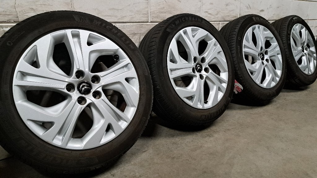 Lichtmetalen velgen C4 Picasso Berlingo Partner 205/55/17, Auto-onderdelen, Banden en Velgen, Gebruikt, Banden en Velgen, 17 inch