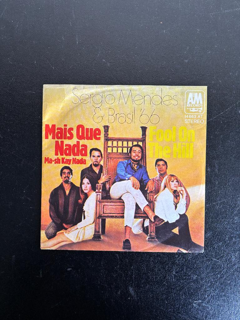 Sergio Mendes & Brasil ’66 - Mais Que Nada - Duitse persing, Latin en Salsa, Gebruikt, 7 inch, Single
