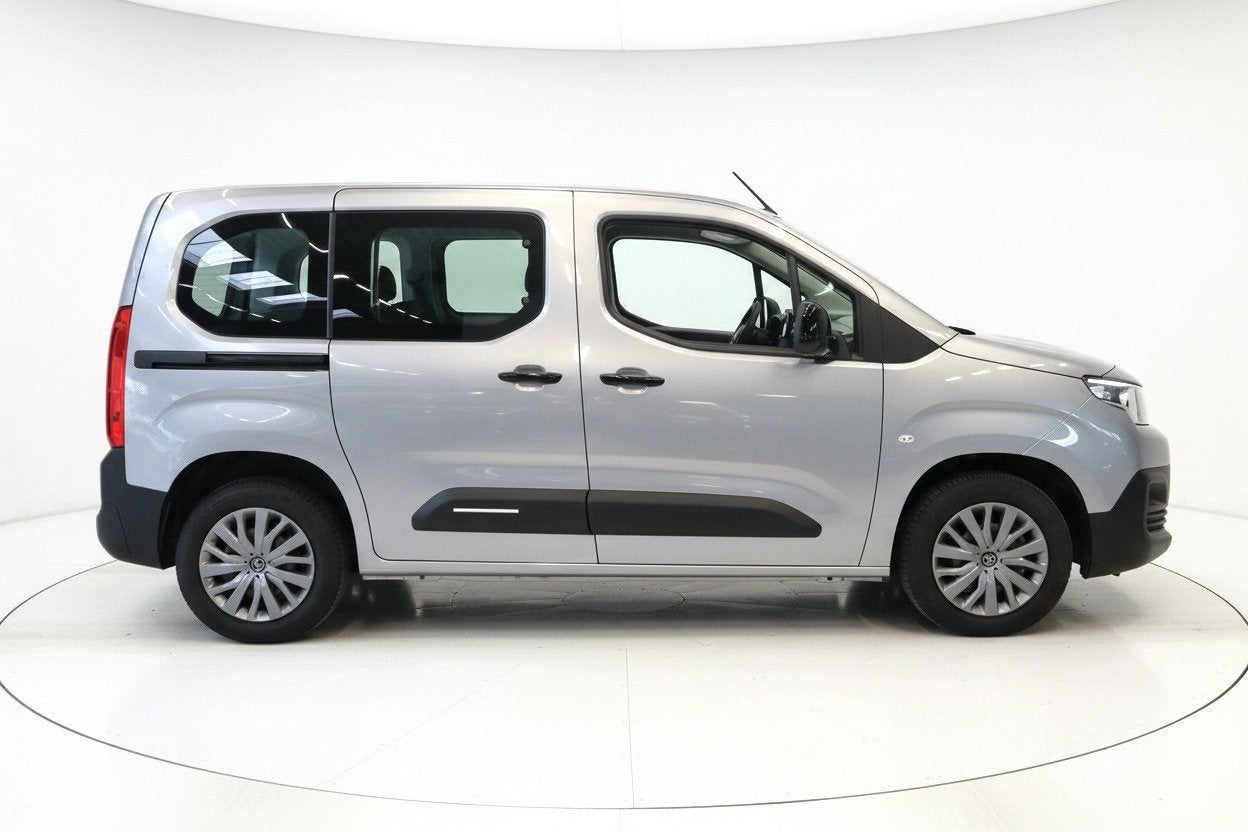 Citroen Ë-Berlingo Plus 50 kWh|Automaat|Led|Applecarplay|Pa, Auto's, Dealer onderhouden, Gebruikt, Zwart, Parkeersensor
