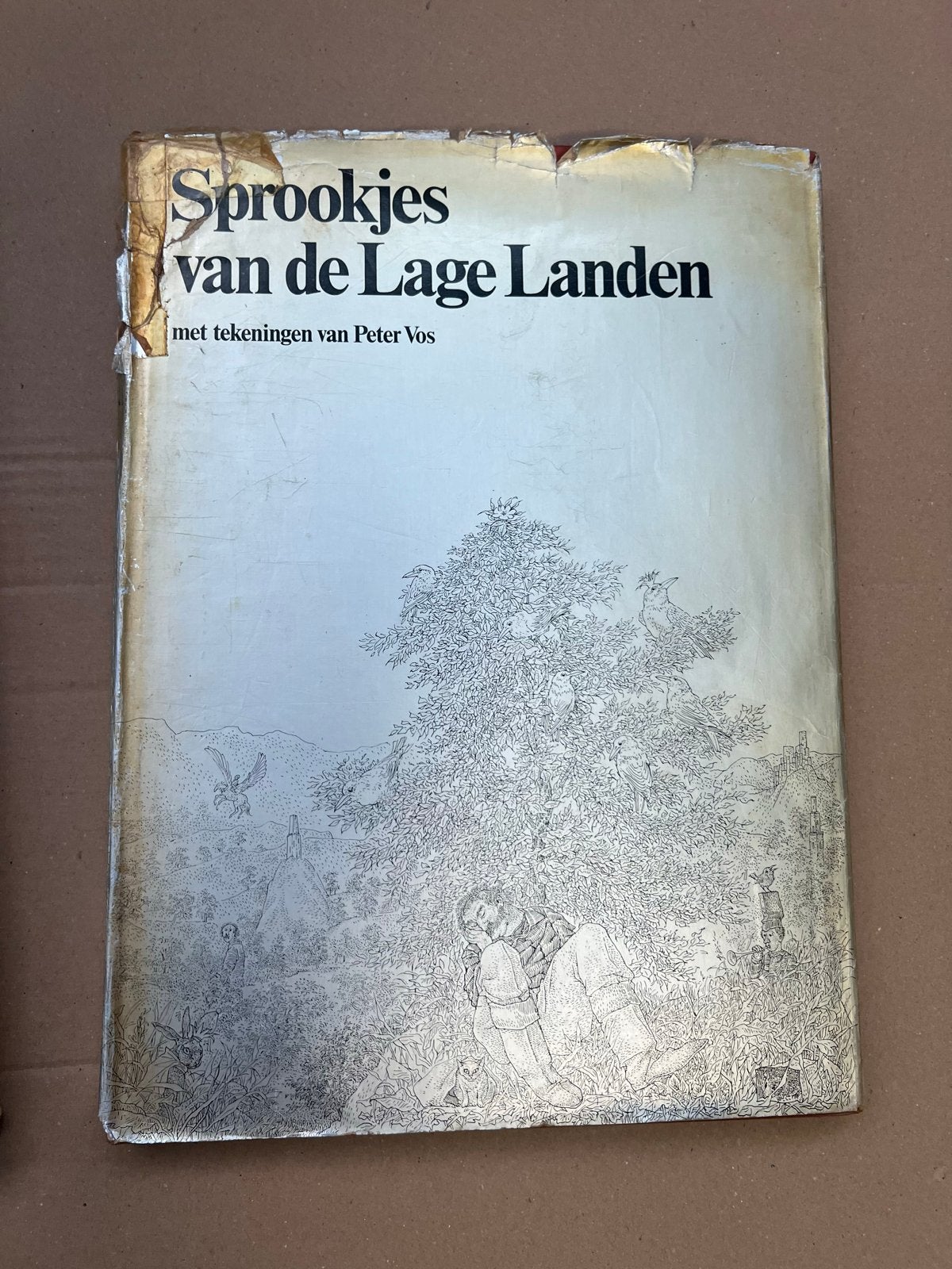 Sprookjes van de Lage Landen - Peter Vos, Ophalen of Verzenden, Gelezen