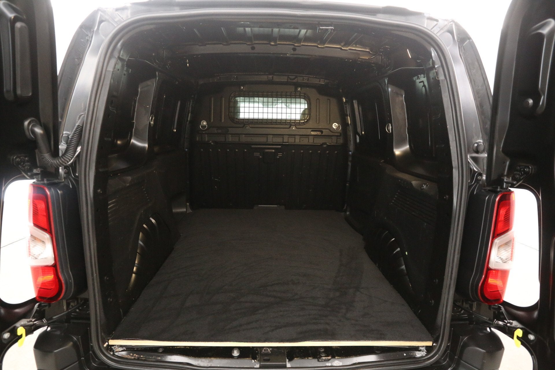Peugeot Partner 1.5 BlueHDI Premium | Marge | Airco | Cruise, Voorwielaandrijving, Stof, Gebruikt, 4 cilinders