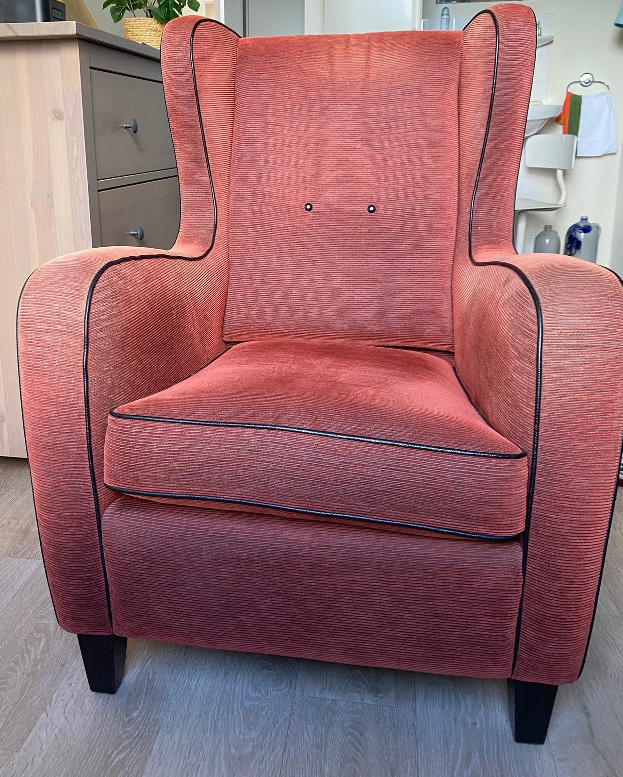 Ribstof stoel, zit heerlijk knus!, Huis en Inrichting, Ophalen, Zo goed als nieuw, 50 tot 75 cm