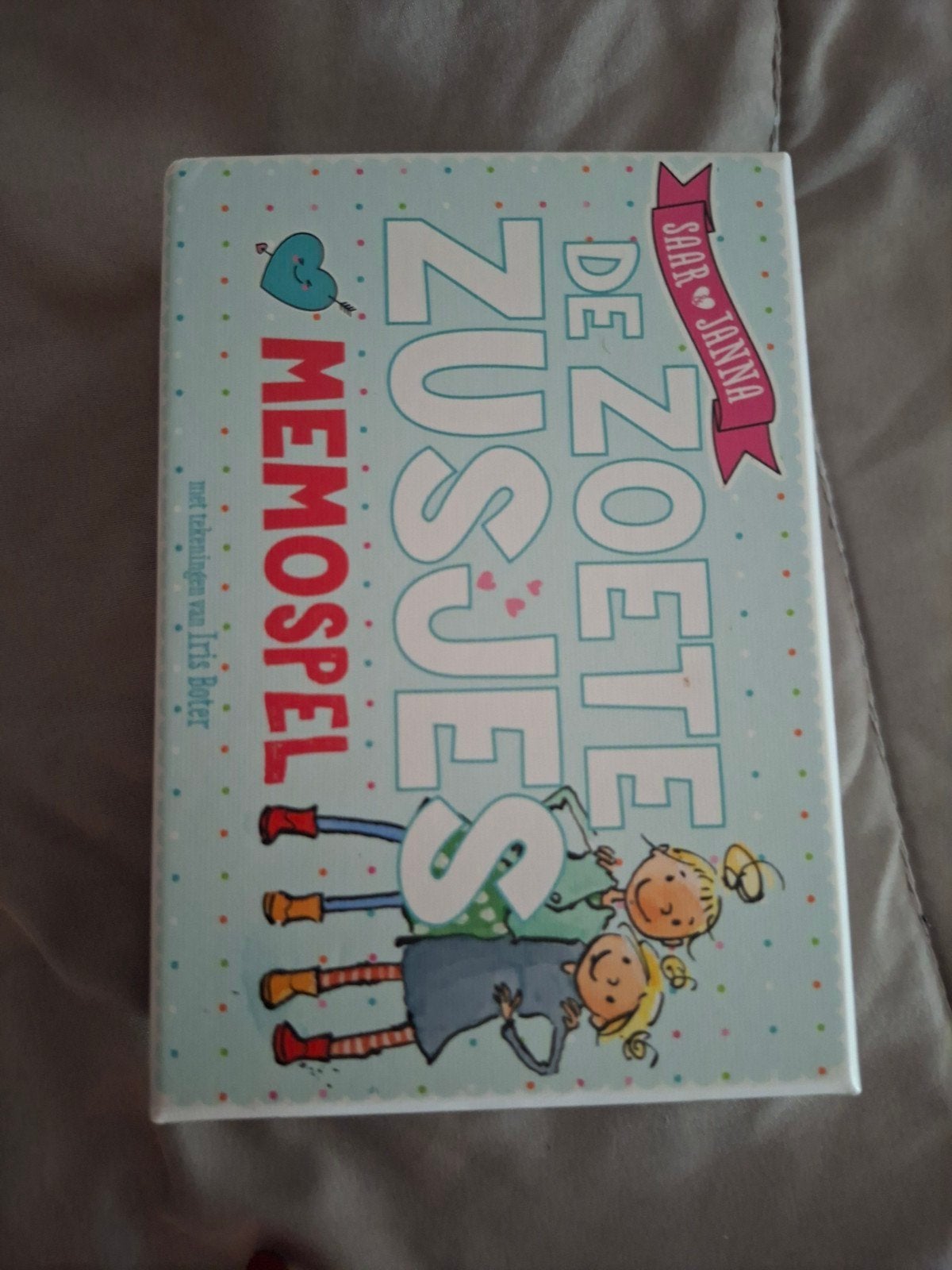 Zoete zusjes memospel, Drie of vier spelers, Ophalen of Verzenden, Zo goed als nieuw