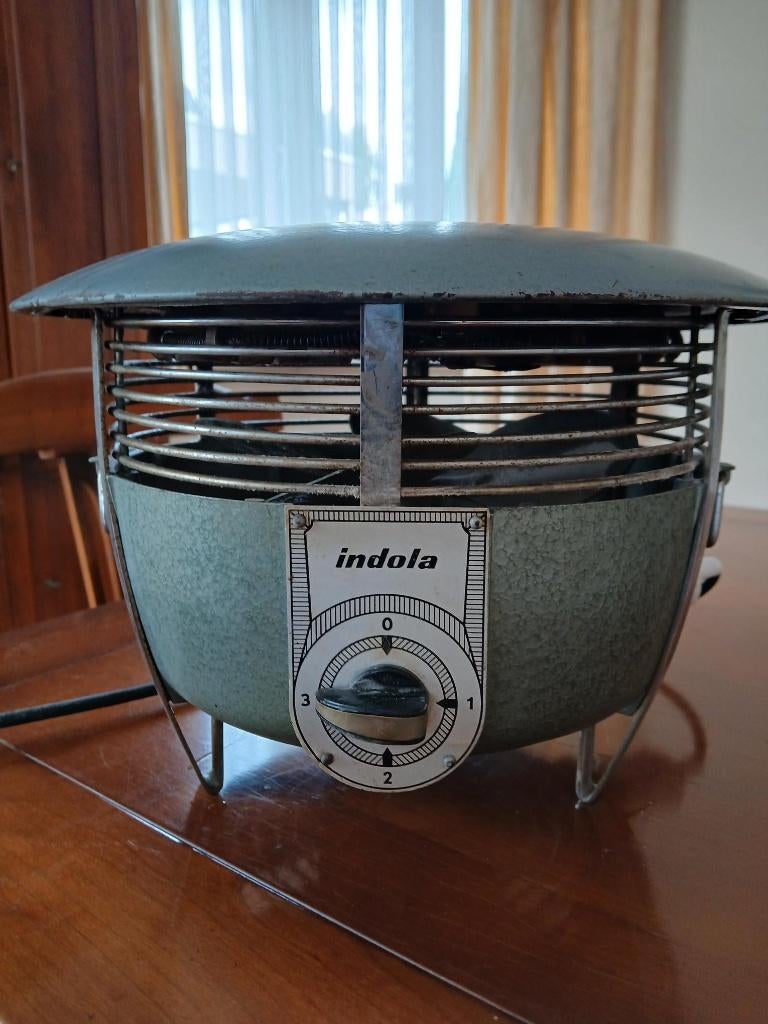 Vintage Indola FH20 Elektrische kachel 1750 watt 60-70 jaren, Verzamelen, Retro, Ophalen, Huis en Inrichting