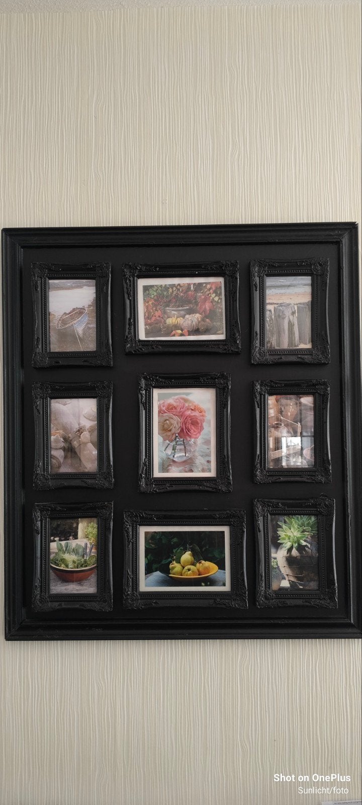 Zwarte fotolijst met 9 barokke minilijstjes, Kunststof, Zo goed als nieuw, Zwart, Hangend