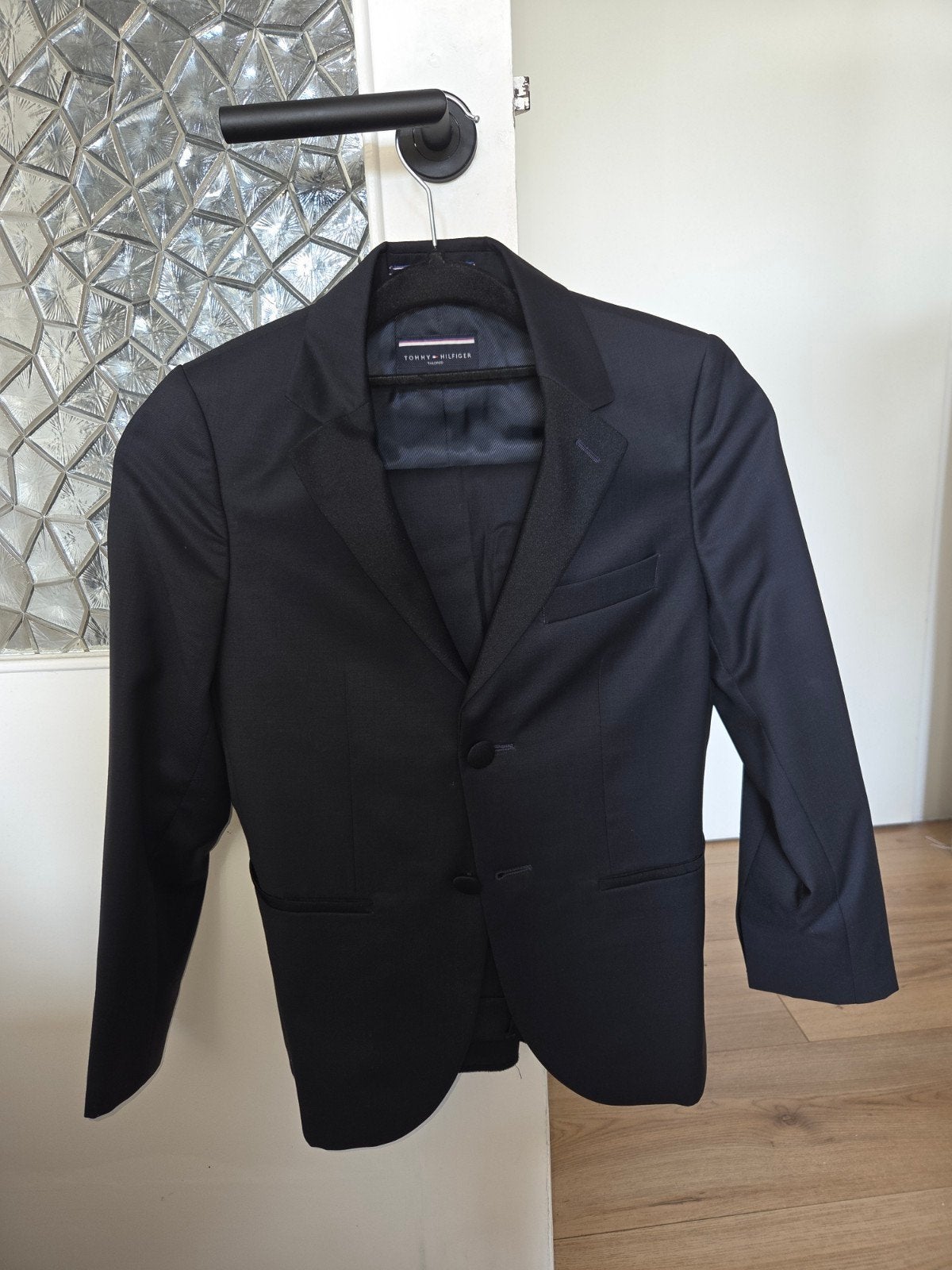 Orygineel Tommy Hilfiger jongenspak - voor 10 jaar, Zwart, Tommy Hilfiger, Overige maten, Ophalen of Verzenden