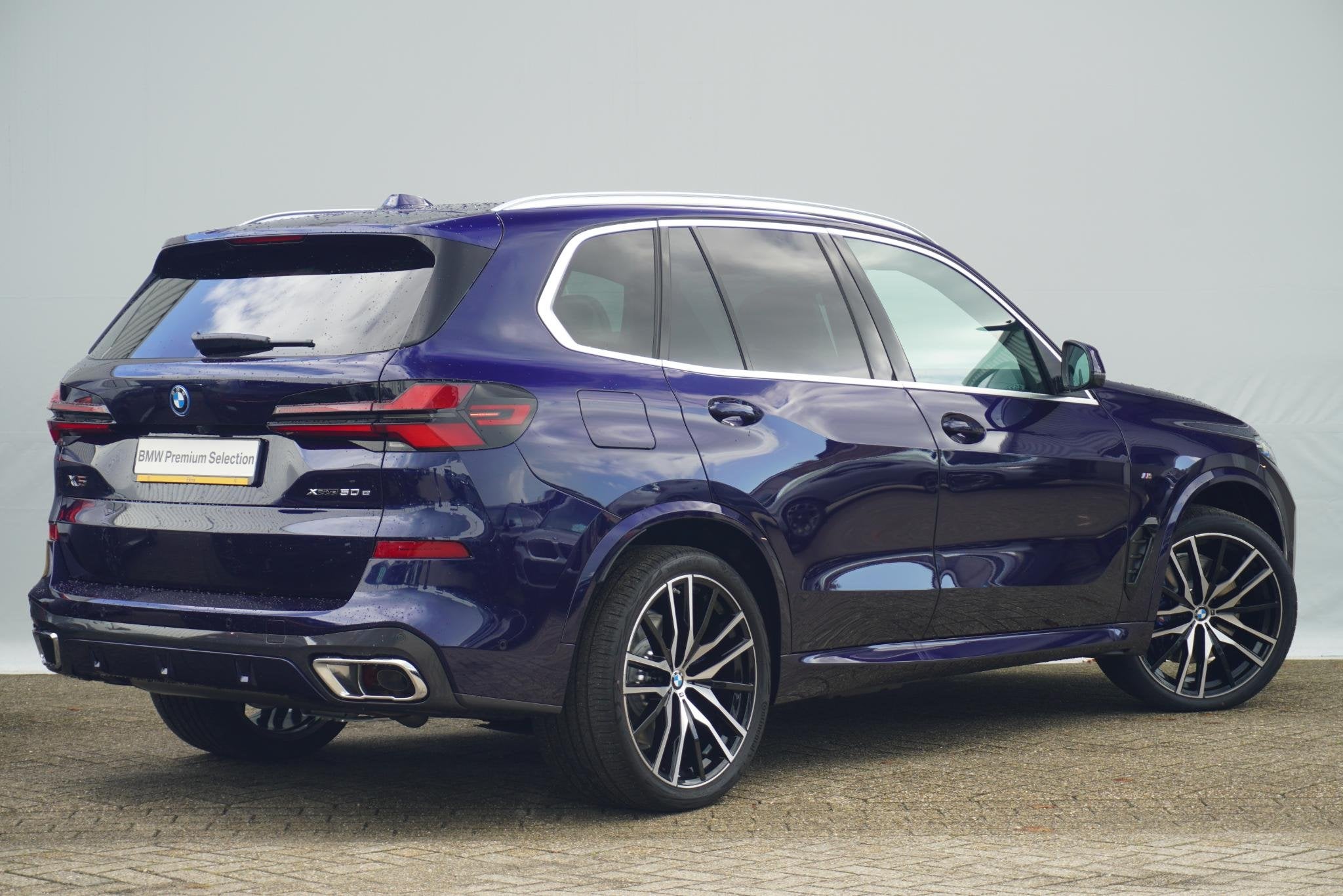 BMW X5 xDrive50e M Sportpakket Pro | Innovation Pack | Comfo, Auto's, 2395 kg, Blauw, 489 pk, 270 min
