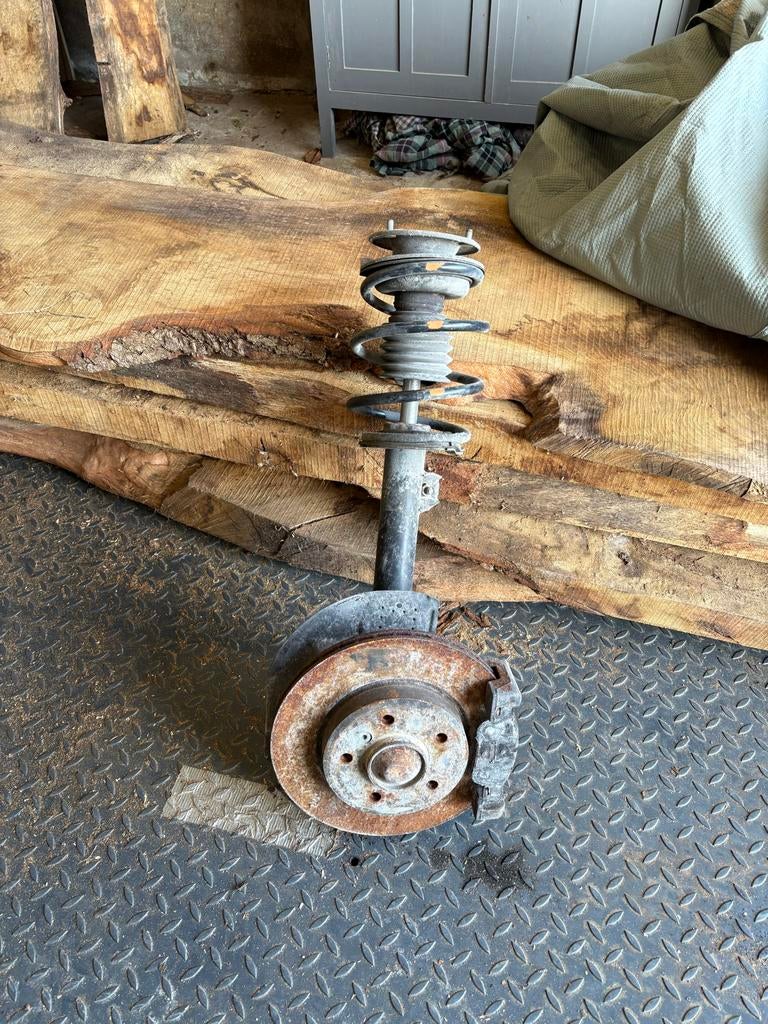 Complete veerpoot BMW E30  links voor, Ophalen, Gebruikt, BMW
