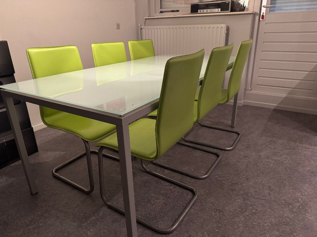 Eettafel en Zes stoelen, Huis en Inrichting, Ophalen, Strak tijdloos, 100 tot 150 cm, 200 cm of meer