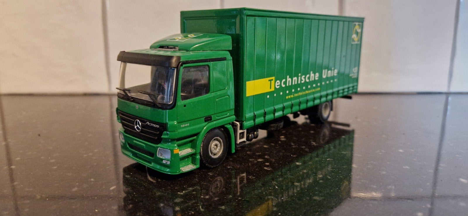 Mercedes Actros Technische Unie vrachtwagen model, Hobby en Vrije tijd, Ophalen of Verzenden, Zo goed als nieuw, Overige merken