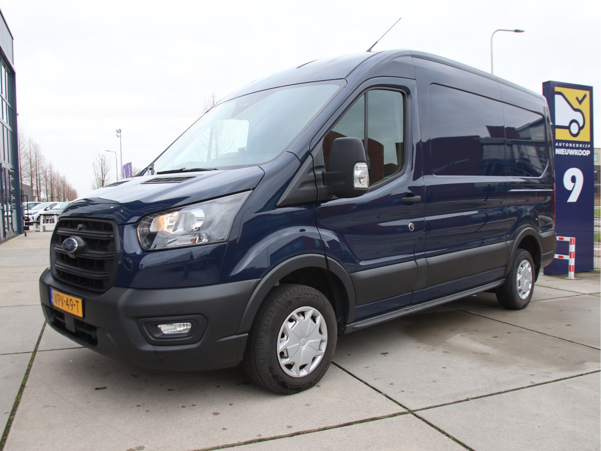 Ford Transit 290 2.0 TDCI L2H2 Trend Werk inrichting, Trekha, Stof, Euro 6, 4 cilinders, Blauw