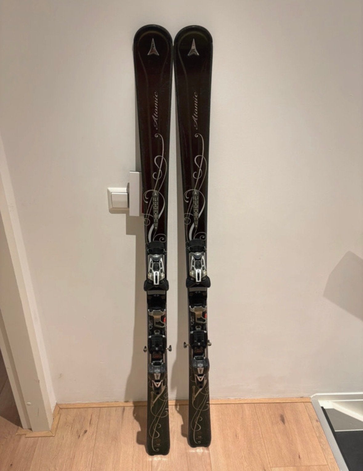 Atomic Ski's 159 cm, Ophalen, 140 tot 160 cm, Zo goed als nieuw, Atomic