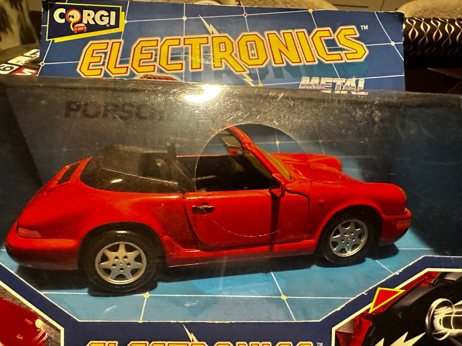 Corgi Electronics Porsche 911 Cabriolet 1:24 NOS, Ophalen of Verzenden, Nieuw, Auto