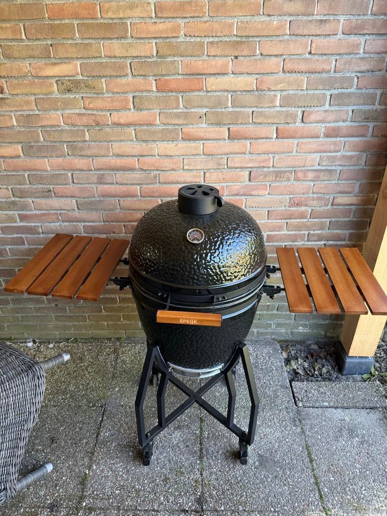 Speijk Kamado BBQ voor beginners - Inclusief hoes en accesso, Ophalen, Zo goed als nieuw