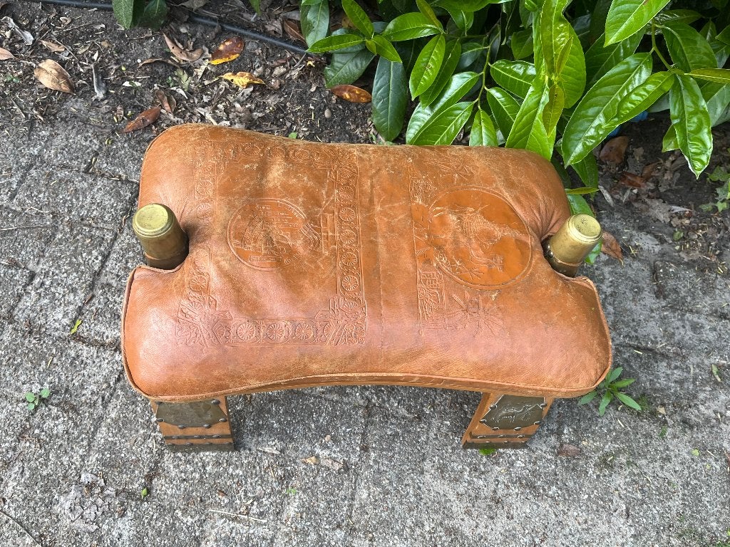 kamelen kruk kameel kruk vintage voetenbank krukje, Minder dan 50 cm, Gebruikt, Ophalen of Verzenden, Vintage