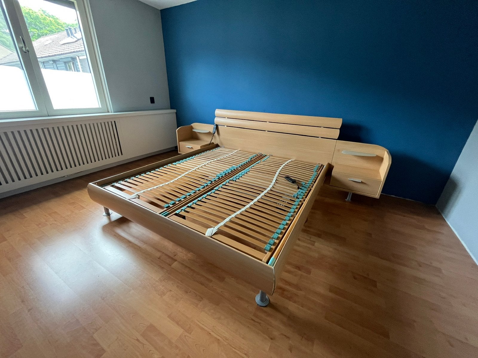 Bed 180x200 Elektrische lattenbodem + Matras, Ophalen, Bruin, Tweepersoons, 180 cm