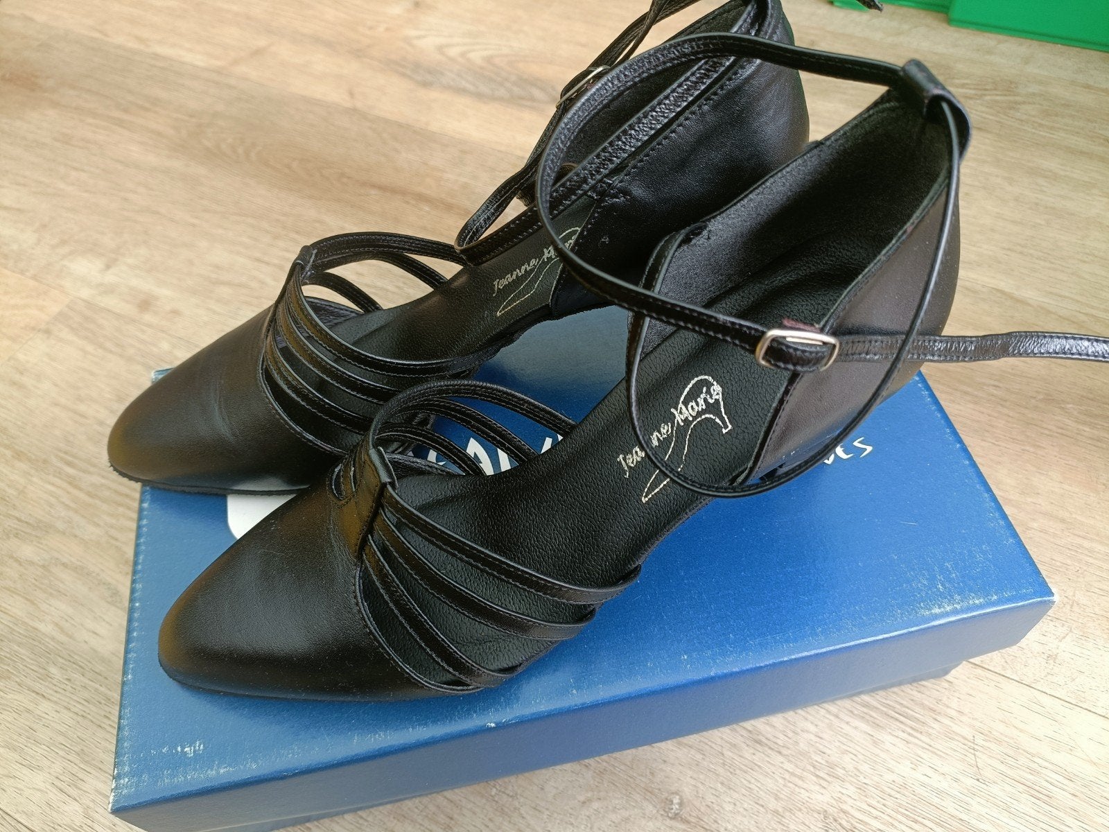 Jeanne Marie Zwarte Danshakken Suède Zool Maat 37,5, Ophalen of Verzenden, Nieuw, Schoenen