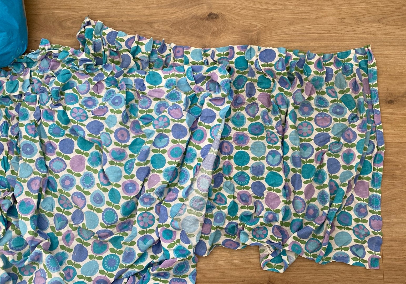 2 kleine gordijntjes, Ophalen of Verzenden, Gebruikt