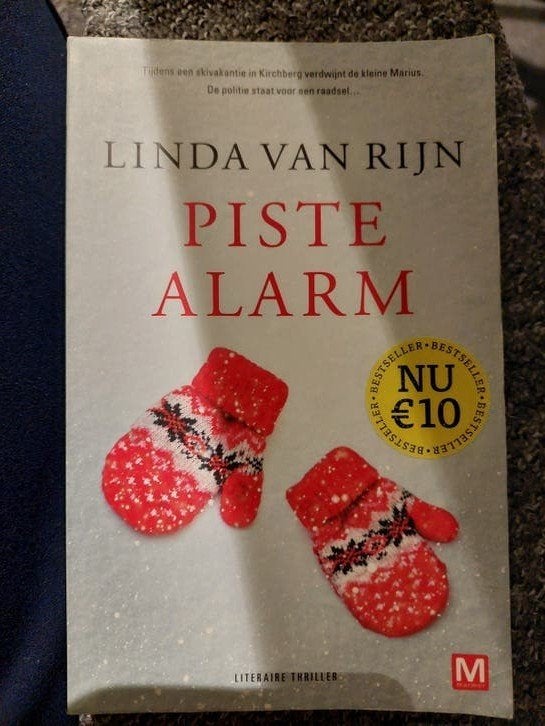 Linda van Rijn - Piste alarm, Ophalen of Verzenden, Zo goed als nieuw, Linda van Rijn