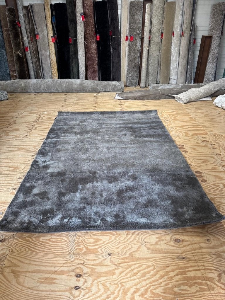Vloerkleed velvet touch l Whoon |Meubilexlvan €619 voor €299, Ophalen, Gebruikt, Grijs, 200 cm of meer