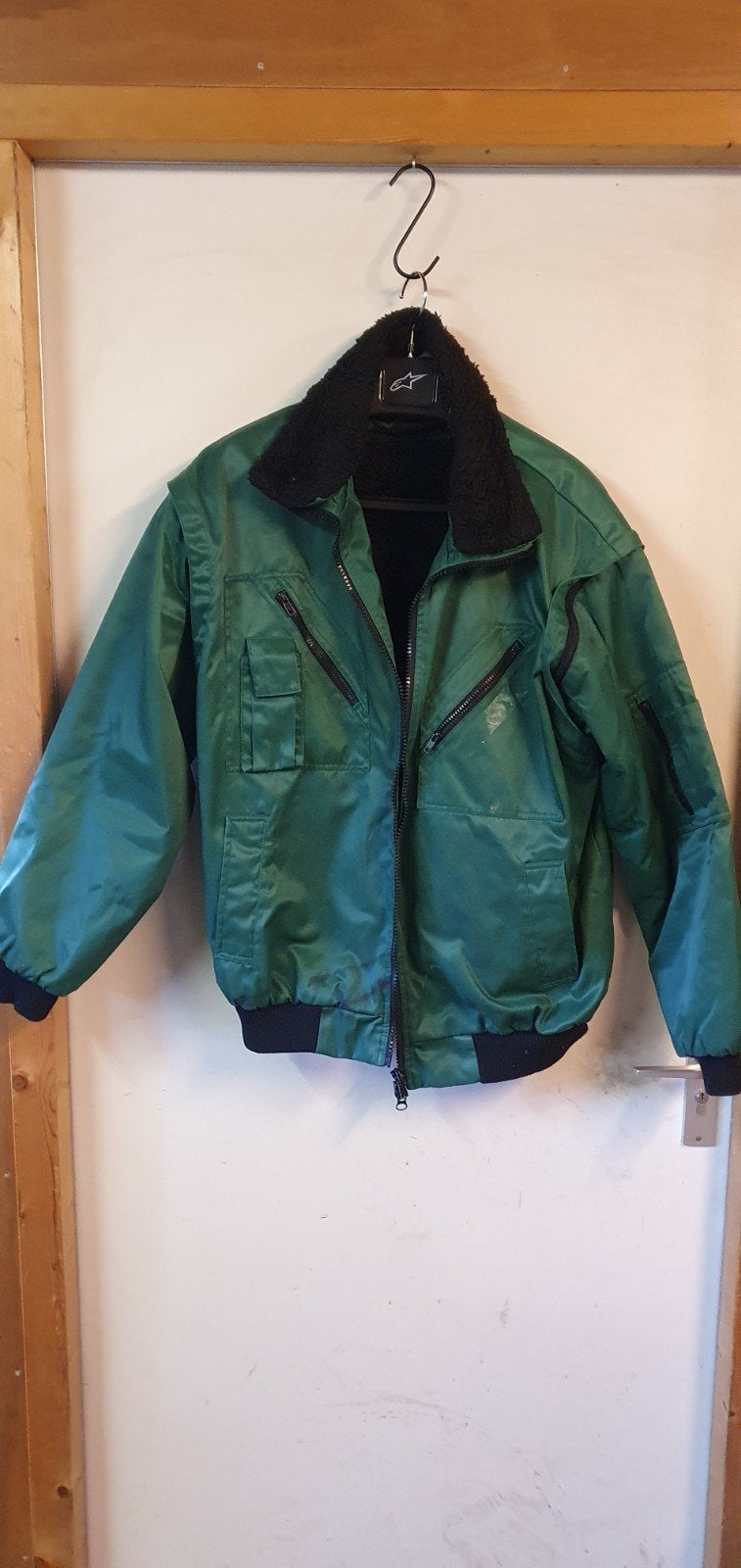 Groene werkjas met uitritsbare mouwen en bontvoering, Kleding | Heren, Ophalen of Verzenden, Gedragen, Groen, Overige maten