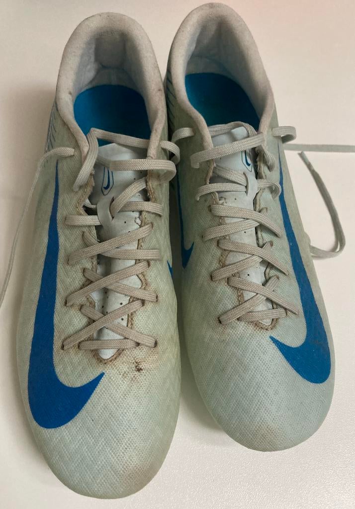 Nike voetbalschoenen, maat 41, Sport en Fitness, Voetbal, Gebruikt, Schoenen, Maat L, Ophalen of Verzenden