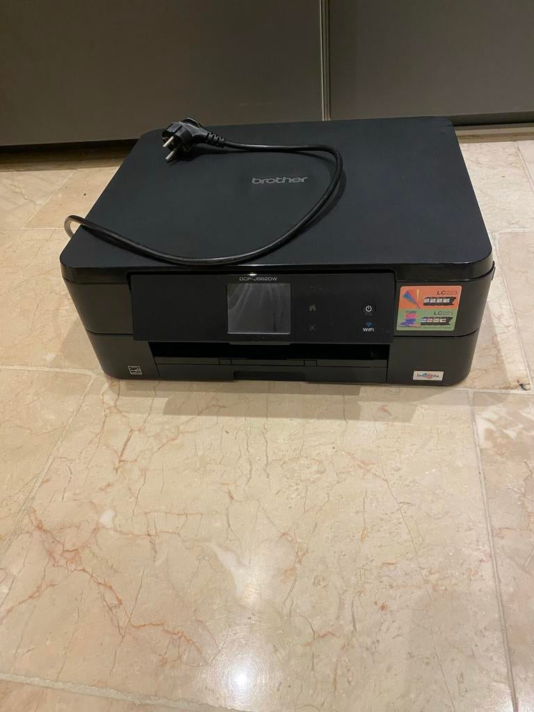 Brother DCP-J562DW All-in-One Printer (inkt vervangen), Computers en Software, Printers, Gebruikt, Kopieren, Inkjetprinter, All-in-one