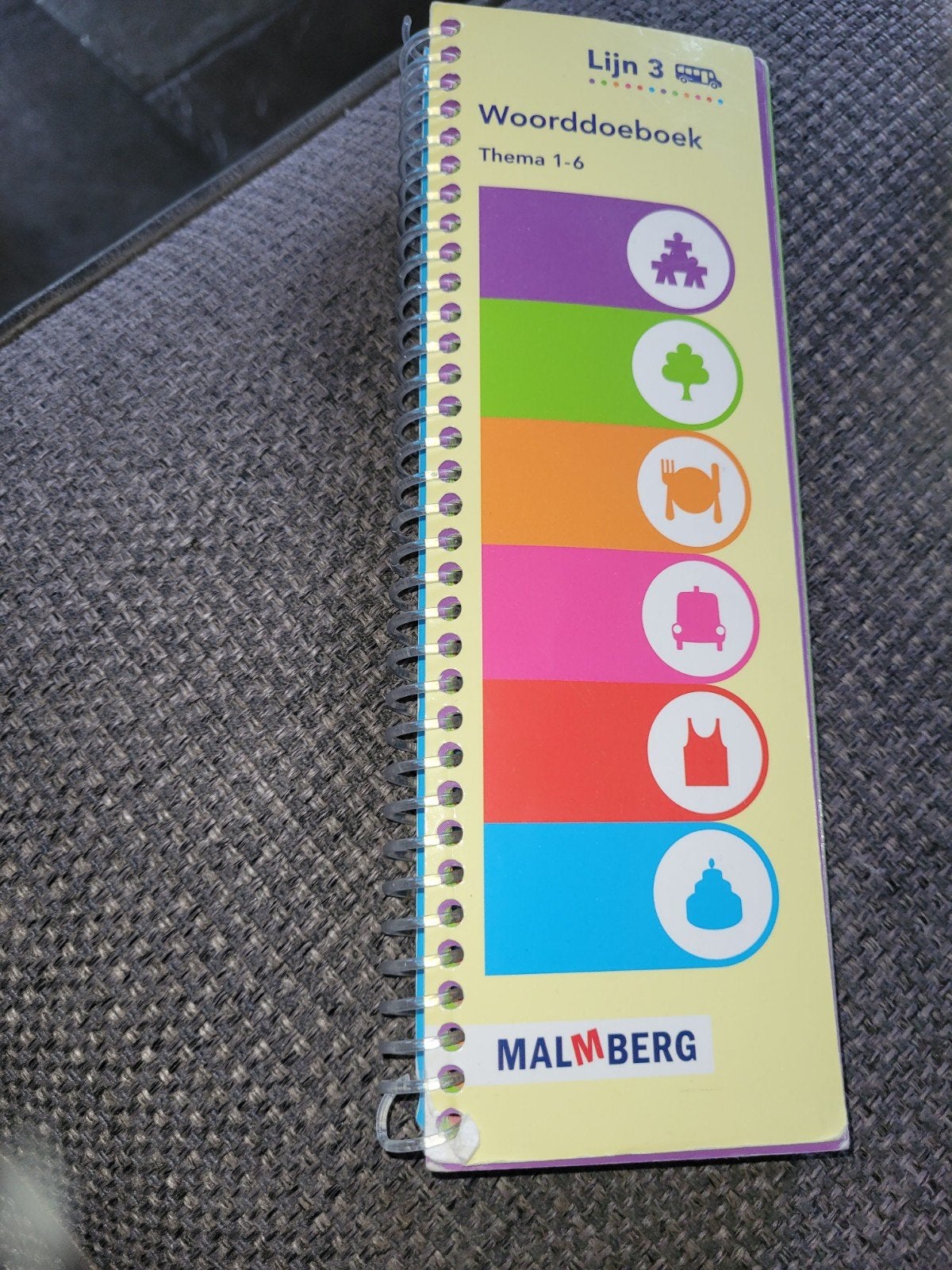 Lijn 3 woorddoeboek, Ophalen of Verzenden, Zo goed als nieuw, Fictie algemeen