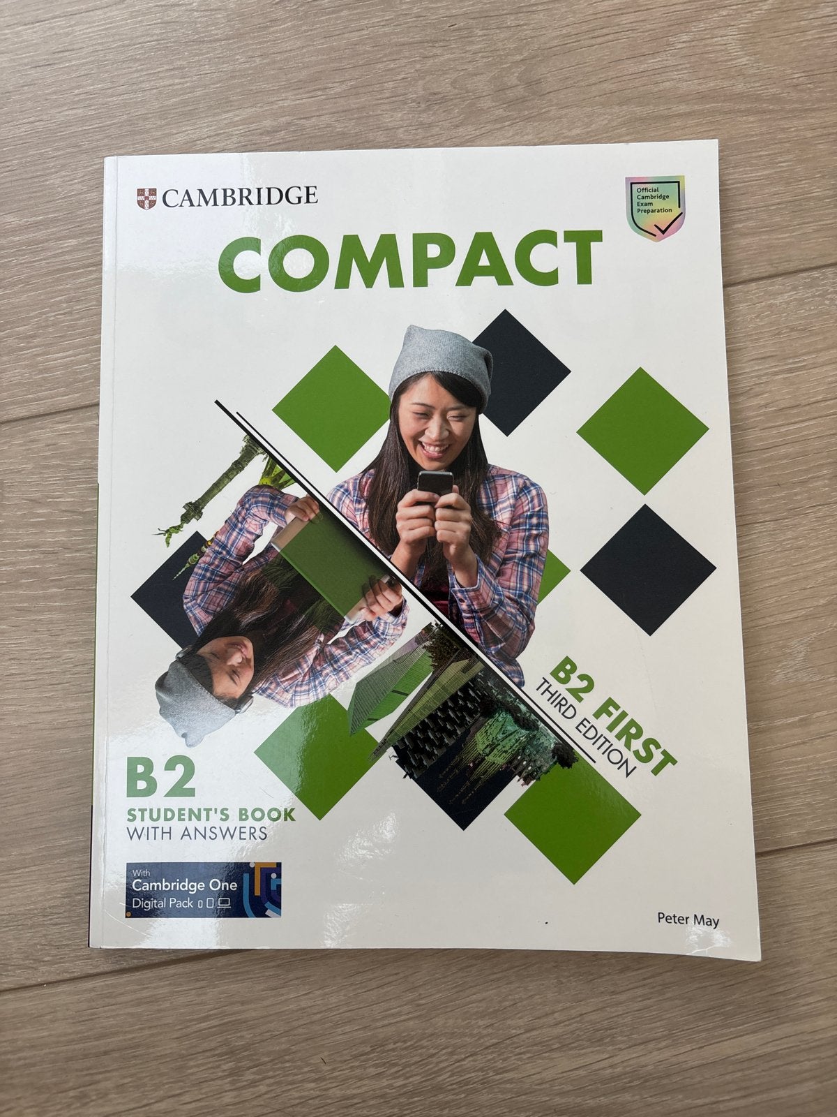 Cambridge Compact B2 First Student's Book with Answers, Ophalen of Verzenden, Alpha, Zo goed als nieuw, HBO