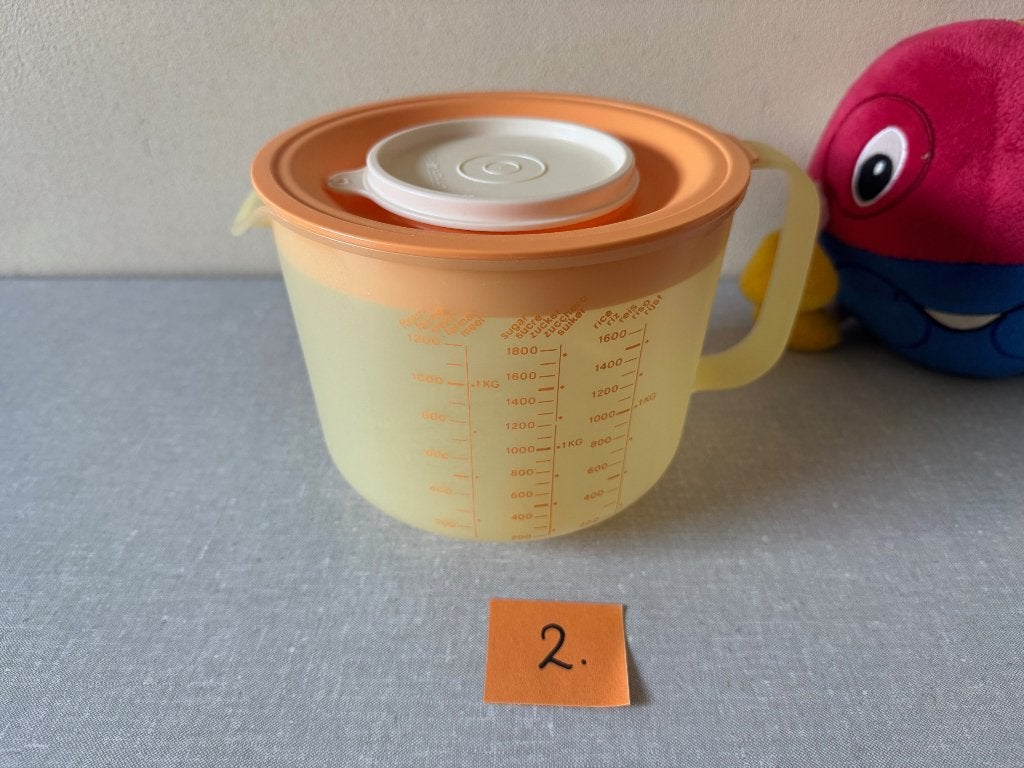 I.Z.G.S. mix en meet mixkom - maatkan van TUPPERWARE ( 2 ), Gebruikt, Beker of Kan, Oranje, Ophalen of Verzenden
