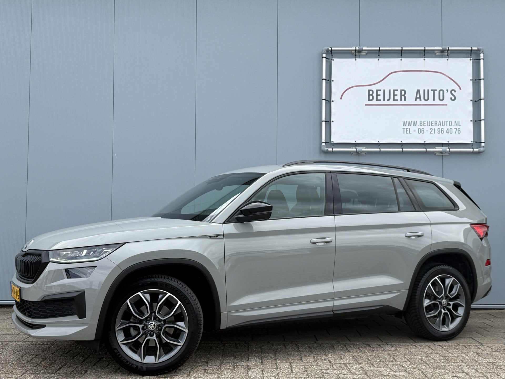 Skoda Kodiaq 1.5 TSI Sportline Business Carplay/Trekhaak/19i, Voorwielaandrijving, Dealer onderhouden, Euro 6, 4 cilinders