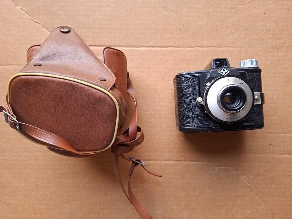 Vintage Agfa Clack camera met leren tasje, Audio, Tv en Foto, Fotocamera's Analoog, Ophalen of Verzenden
