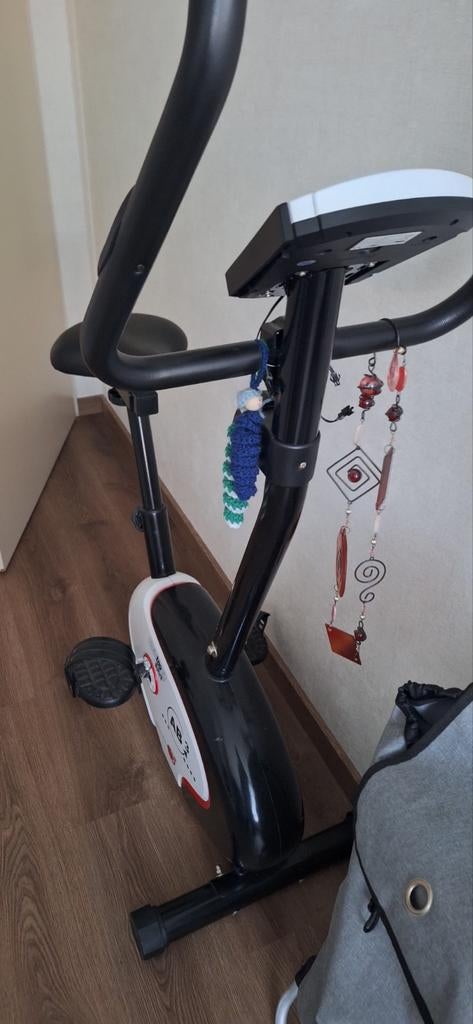 Christopeit Sport Hometrainer - Zo goed als nieuw, Sport en Fitness, Fitnessapparatuur, Ophalen of Verzenden