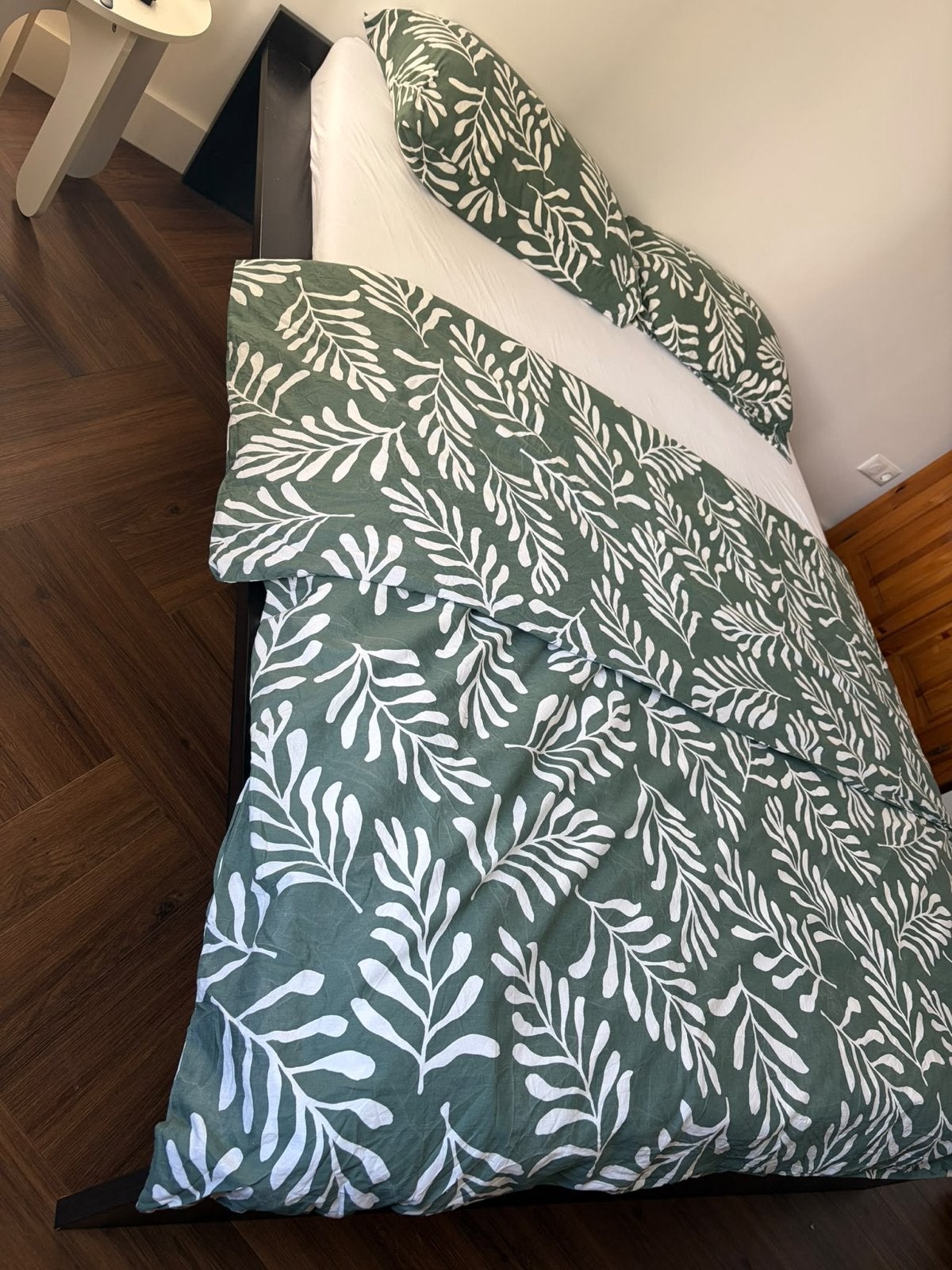 Twijfelaar bed 140x200 cm met matras en dekbed, Ophalen, Gebruikt, Zwart, 140 cm