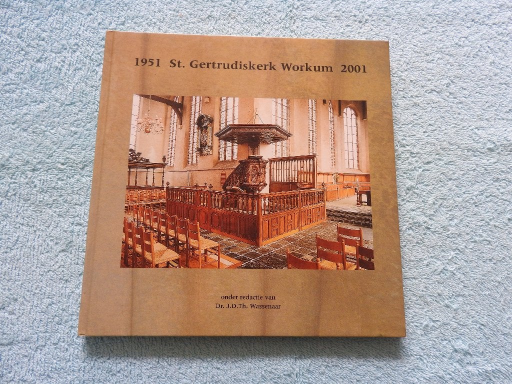 St. Gertrudiskerk Workum 1951-2001, Boeken, Ophalen of Verzenden, Zo goed als nieuw