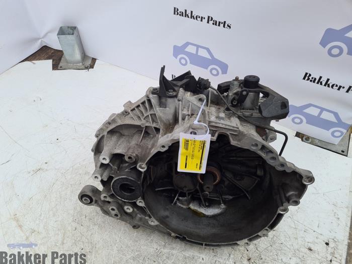Versnellingsbak van een Volvo V40, Gebruikt, -, -, Ophalen of Verzenden