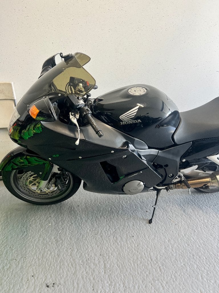 Te koop Kawasaki Z650 en Honda CBR 1100 XX, Motoren, 4 cilinders, Motorrijbewijs A, Gebruikt, Meer dan 35 kW