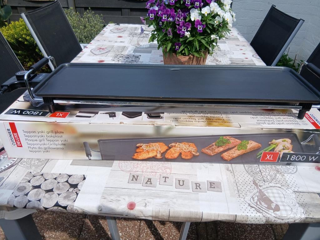Cuisinier Deluxe XL Teppanyaki Grillplaat 1800W, Ophalen of Verzenden, Zo goed als nieuw, Tafelgrill
