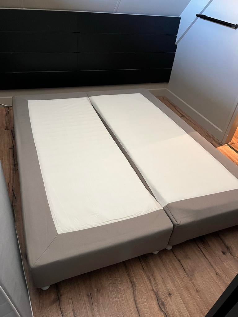 Vlakke boxspring 180x200 cm met matras en topdekmatras, Ophalen, Gebruikt, Tweepersoons, 180 cm