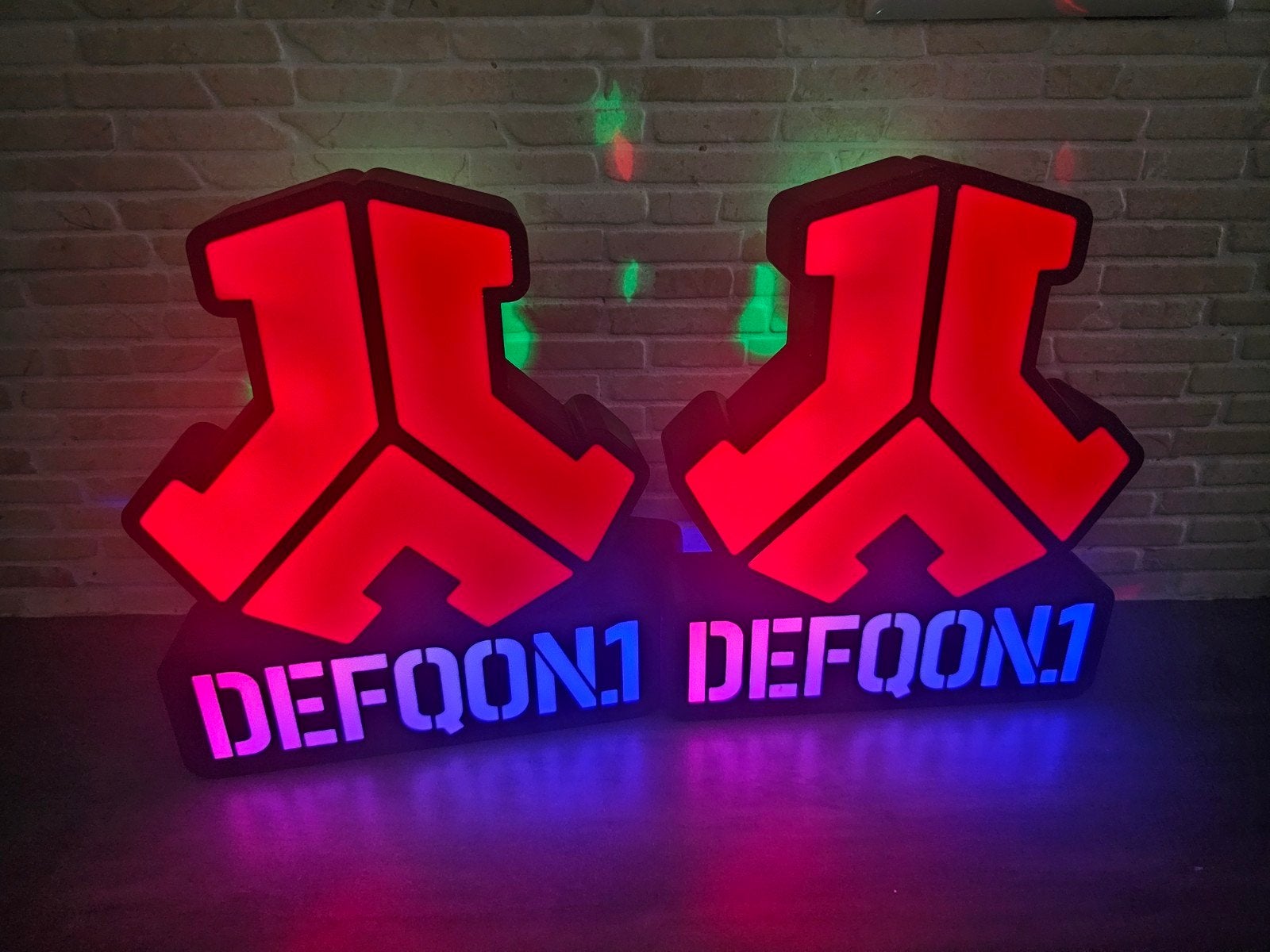 Defqon 1 RGB LED Lightbox met Afstandsbediening, Ophalen of Verzenden