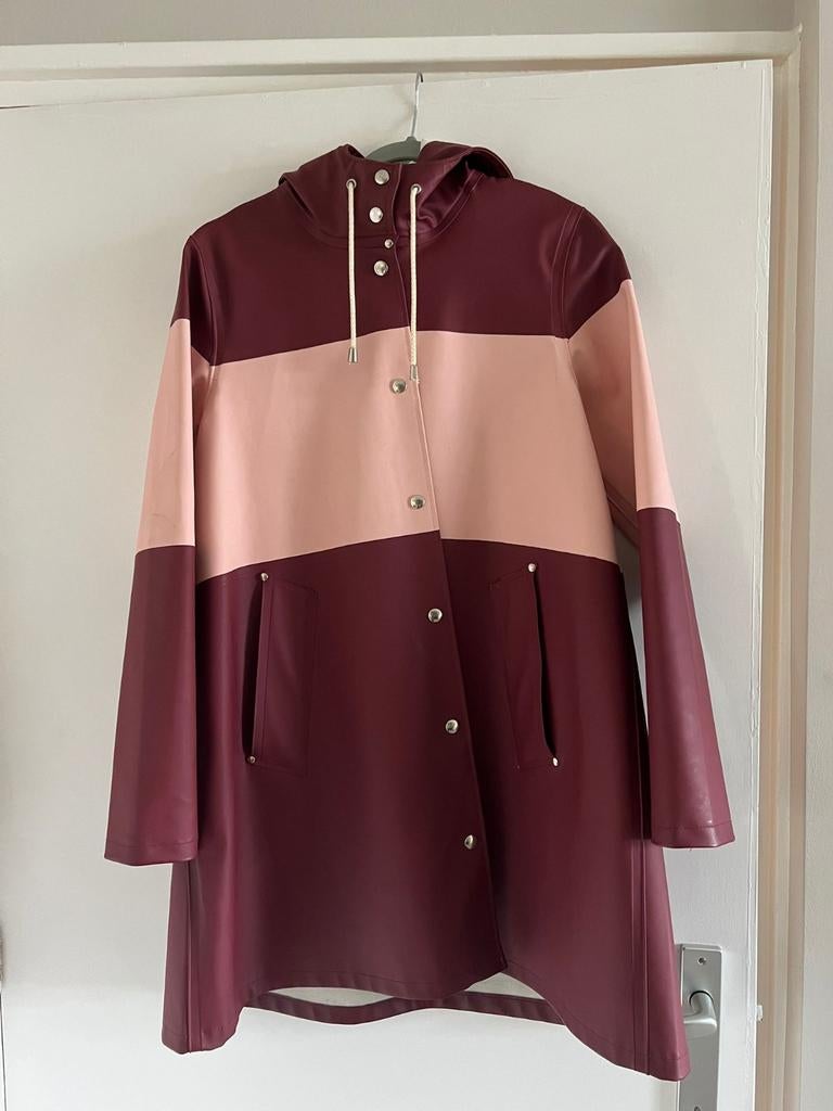 Stutterheim regenjas bordeauxrood/roze, maat XS, Stutterheim, Ophalen of Verzenden, Zo goed als nieuw, Maat 36 (S)