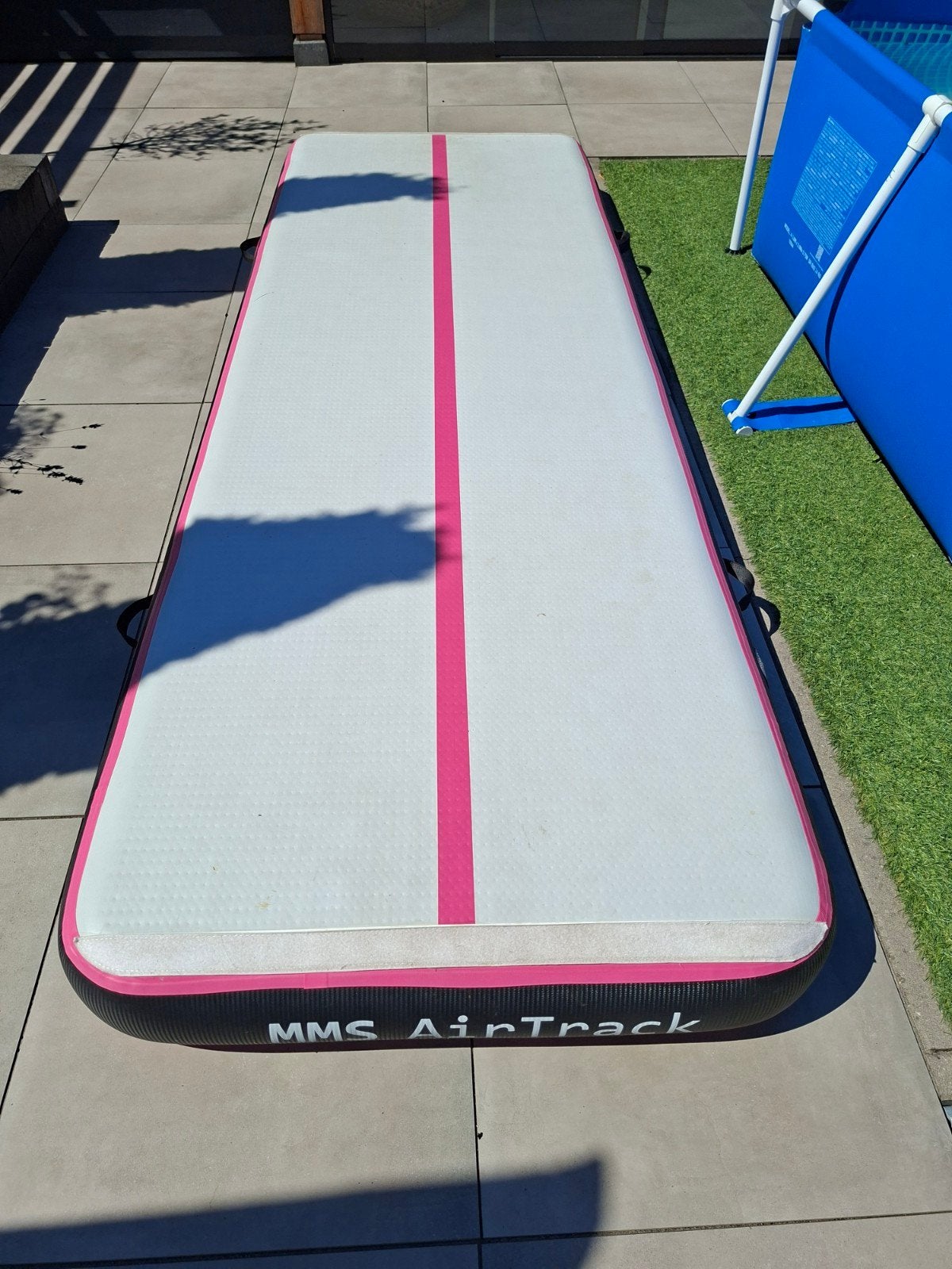 airtrack, Kindermaat 122 t/m 140, Ophalen, Materiaal