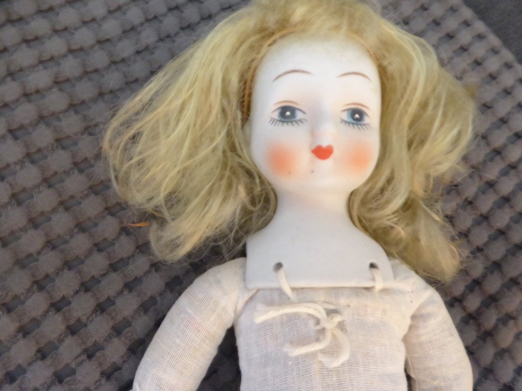 Te koop oude pop, Ophalen of Verzenden, Gebruikt, Pop